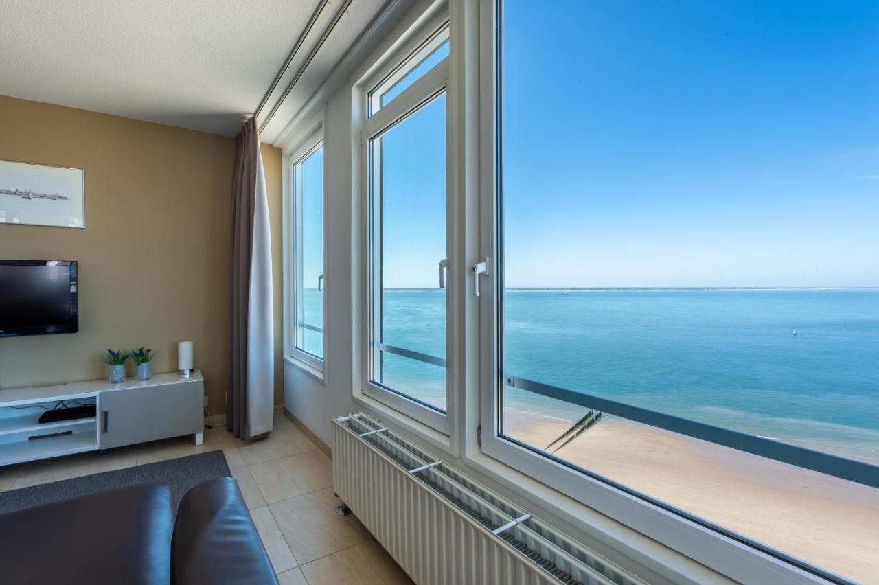 Apartment Strandappartementen De Gulden Stroom