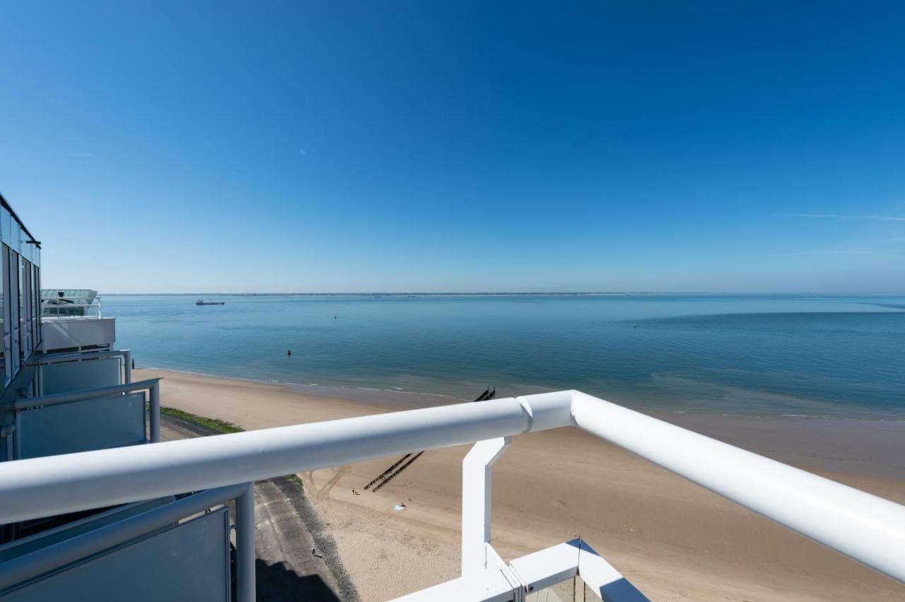 Apartment Strandappartementen De Gulden Stroom