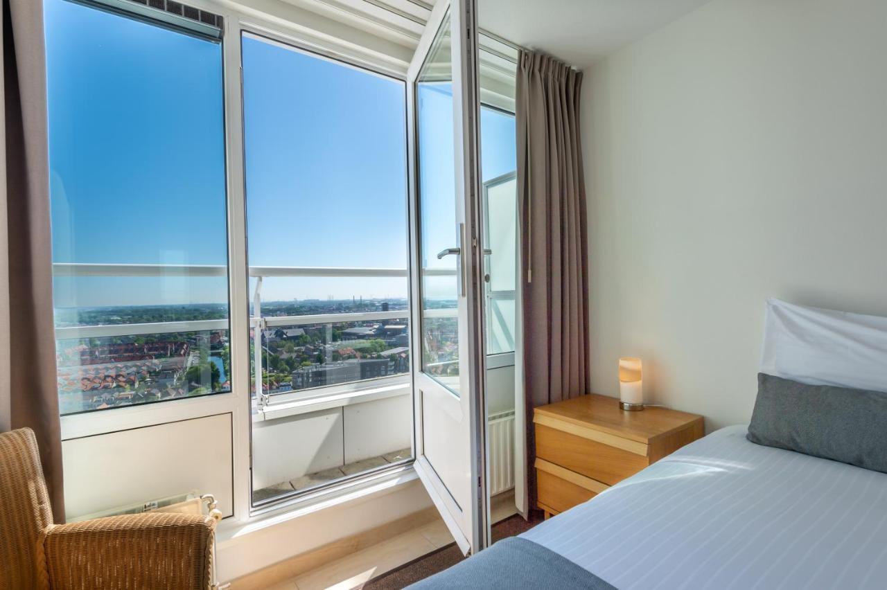 Apartment Strandappartementen De Gulden Stroom